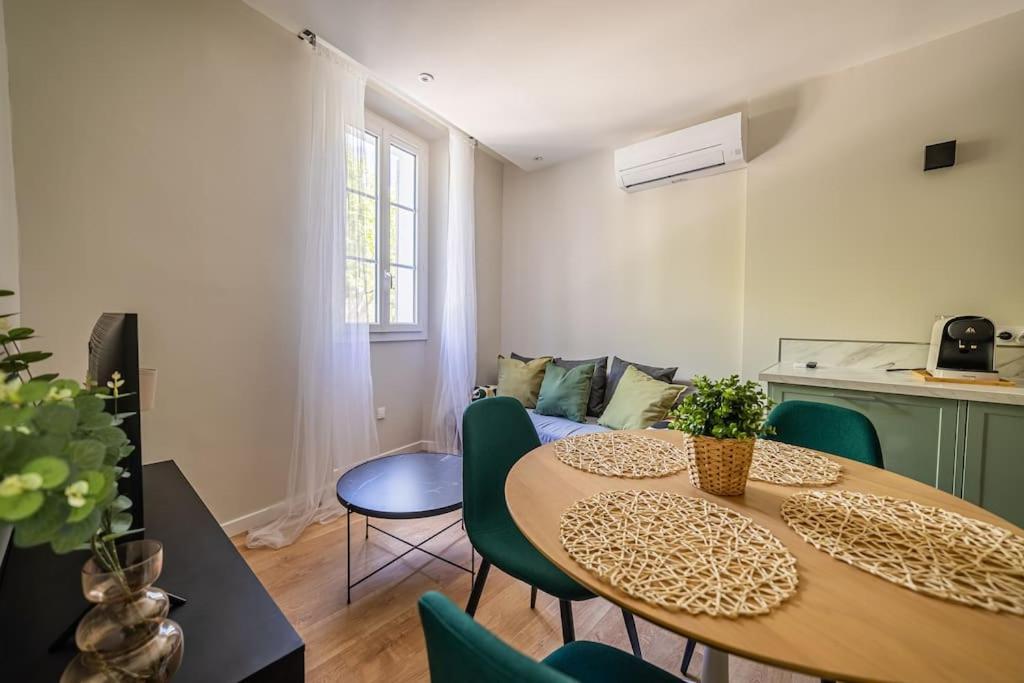 Le Pearl Appartement De Charme En Bord Riviere Collobrières 外观 照片