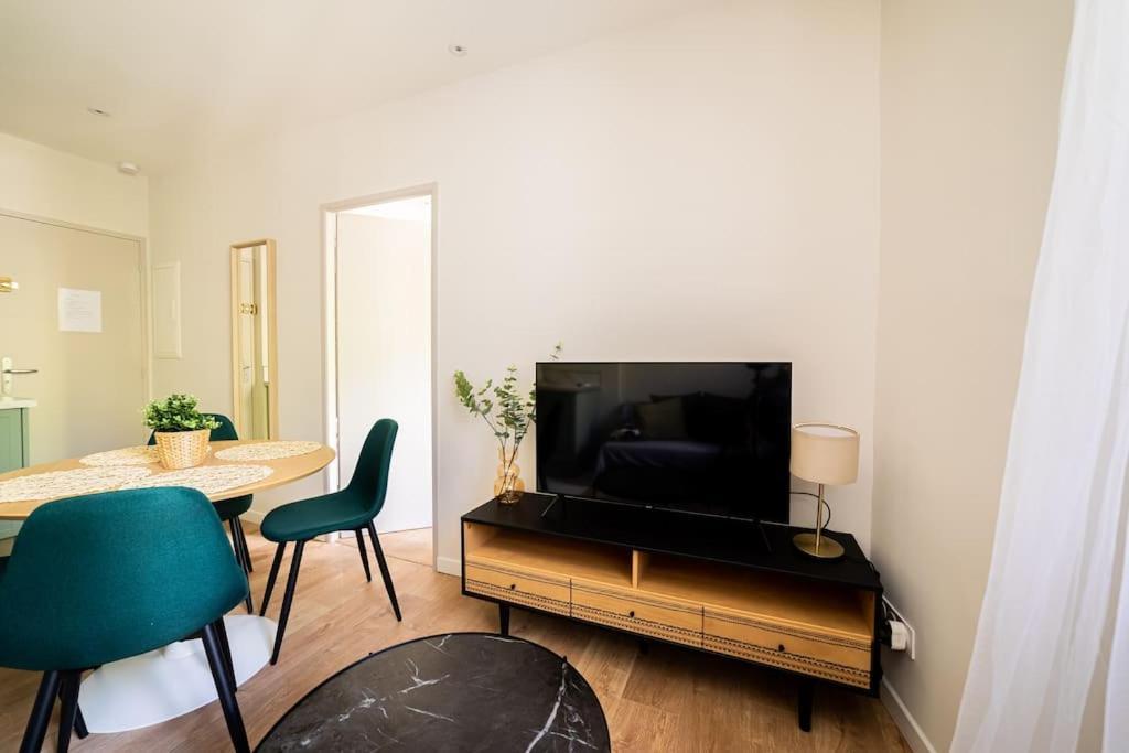 Le Pearl Appartement De Charme En Bord Riviere Collobrières 外观 照片