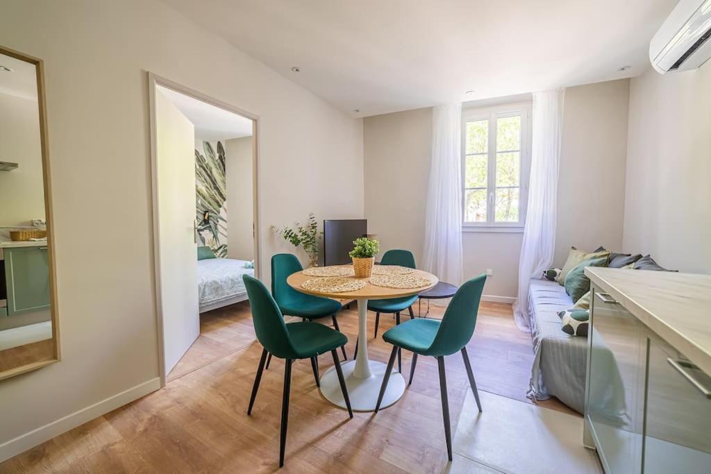 Le Pearl Appartement De Charme En Bord Riviere Collobrières 外观 照片
